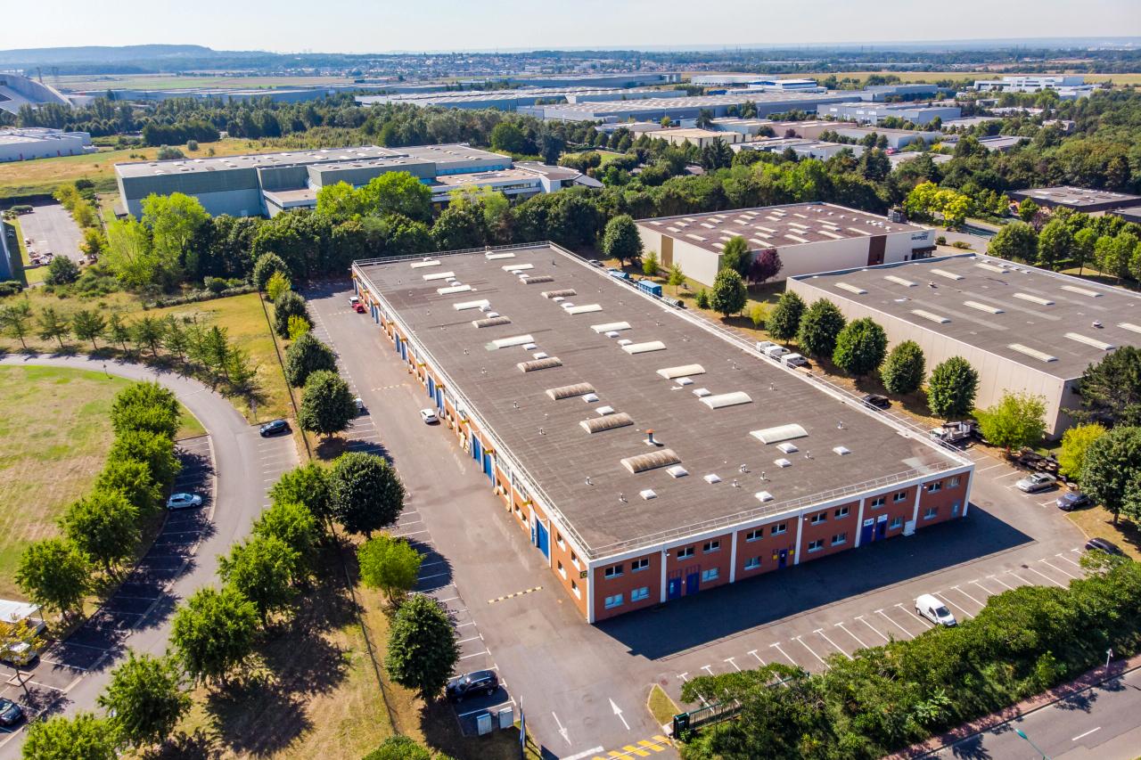 Local d'activité Saint-Ouen-l'Aumône 2836m² Location local d'activité Saint-Ouen-l'Aumône Val-d'Oise OLACT2105530 3